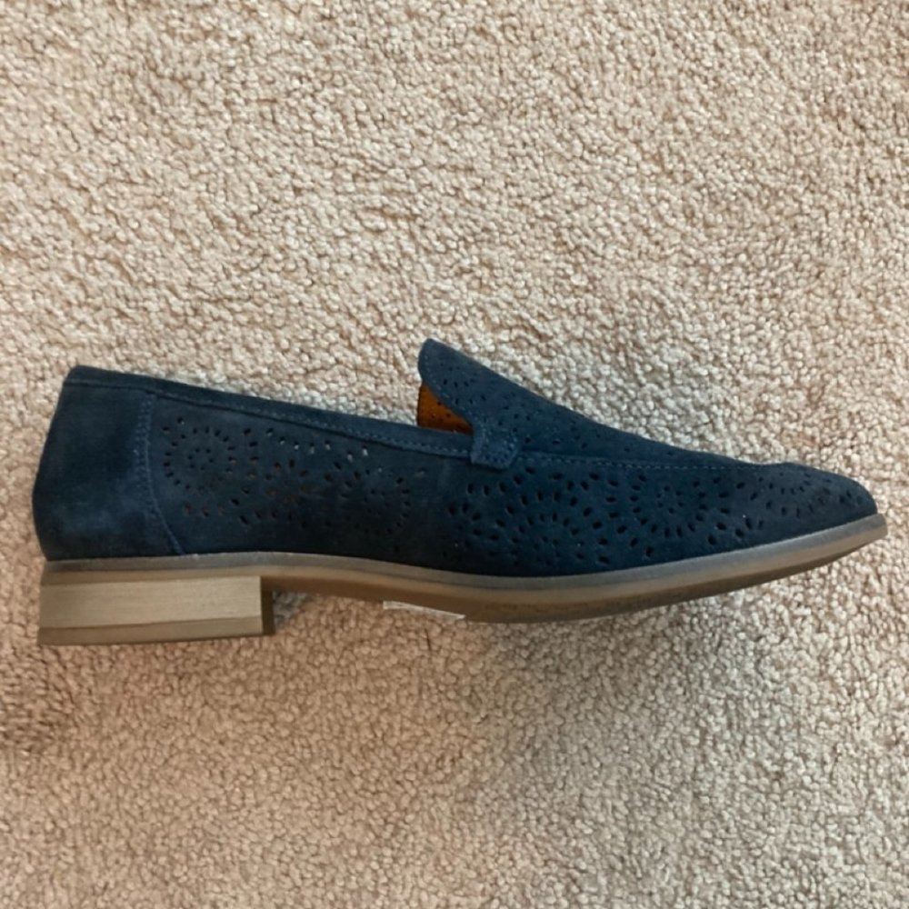 Clarks Shoes Navy Blue Size 9.5